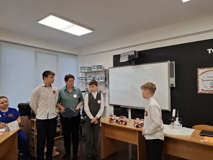 d8ccf794-bb09-438f-9d4e-a13ac009715b