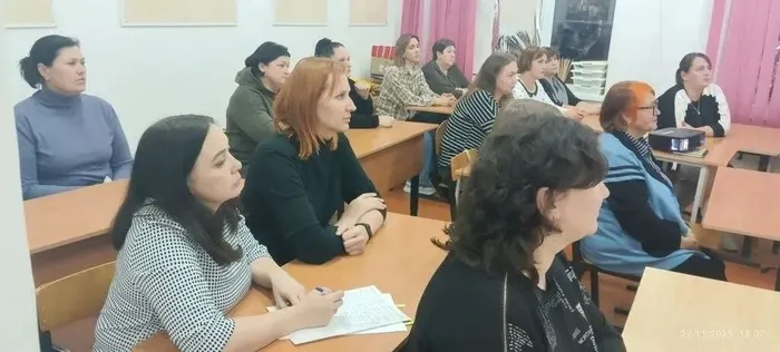 photo_5280544656032730685_y