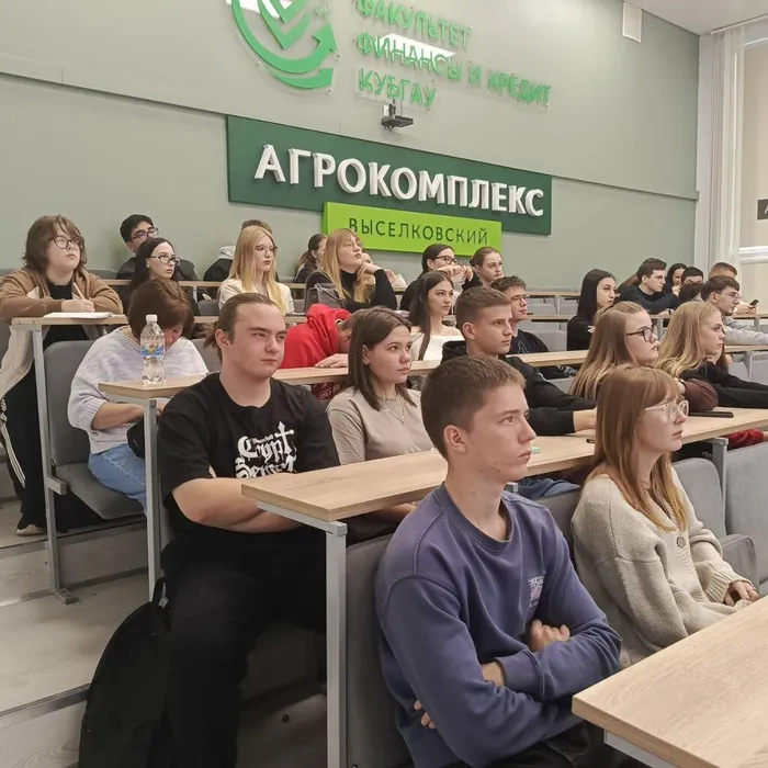 photo_5246829025320177091_y